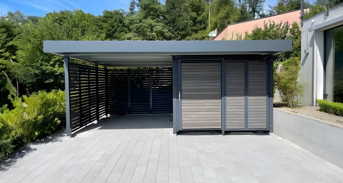 Односкатный автонавес из поликарбоната в стиле хай-тек для автомобиля